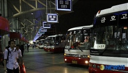 한산한 모습의 강남고속터미널