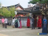 화성행궁 안 왕과 나 촬영 한창