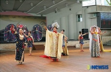 중국공연단의 민속 무용