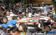 준비운동은 기본이죠