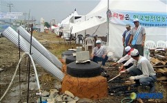 우리쌀은 가마솥에 지어야 재 맛납니다