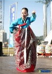 경남문화예술회관 야외공연장서 국악 공연