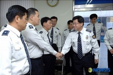 경기경찰청장, 구리경찰서 수택지구대 방문