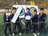 인천계산초교 소년 궁사들