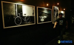 패션쇼와 사진전의 만남