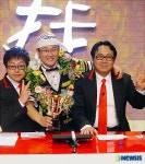 우승 차지한  크레이지덕 이경덕씨