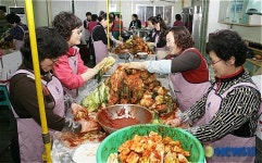 빨간장갑의 김치 천사 경주시 생활개선회