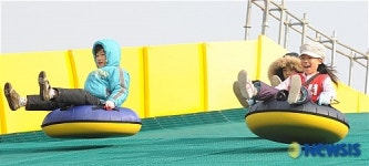 날고있는 튜브설매