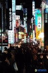 많은 인파 몰린 명동 거리