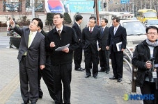 정비상태 확인하는 맹정주 강남구청장