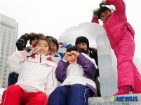 온세상이 하얀 얼음나라