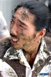 모델 찰스, 영화배우 됐다