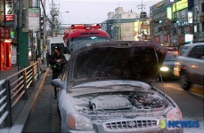 서울 강서구 화곡전화국 앞 차량화재 발생