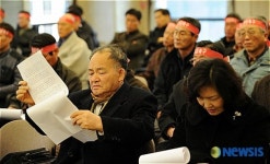 장기욱변호사도 참석한 보령유류피해지역 기자회견장