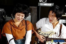 록콘서트 연극을 만나다 ‘피크를 던져라’