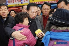 봉천동 재래시장 방문한 당선인