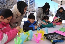 민속놀이 도구인 제기 만들기