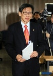 화재 책임 지고 사퇴 의사 밝힌 유홍준 청장