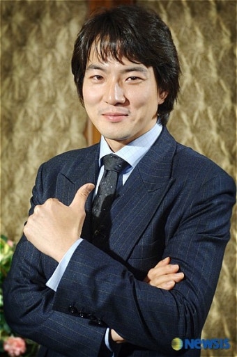 송일국, 판사 신부와 3월15일 화촉