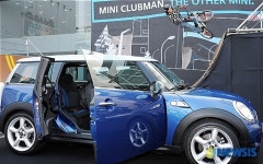 클럽도어 활짝 연 MINI 클럽맨