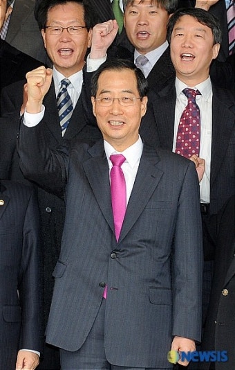 한덕수 전 총리 '대한민국 화이팅'