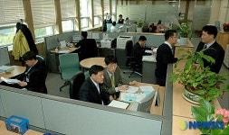 확 바뀐 청와대 여민관