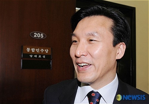 김민석 이재명 대표 수사와 기소, 사법살인으로 규정 강한 비판과 현지 소통 강조