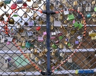 사랑의 자물쇠는 열쇠가 없다