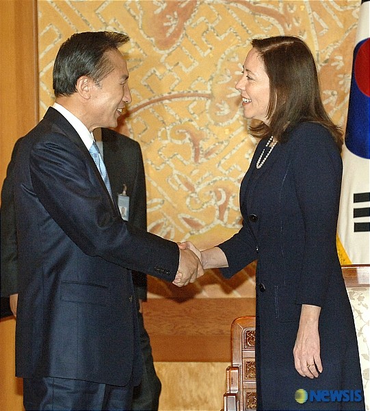 한미 정상회담, 이재명 대통령의 미국 상원의원단과의 긍정적 노력 및 성과 계속될 예상
