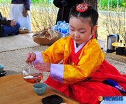산수유차 맛 보세요