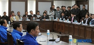 태안 찾아 군민들과 대화갖는 자유선진당
