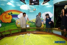 한라산 탐방안내소 찾은 관광객들