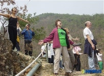 명상여행단원들의 함성