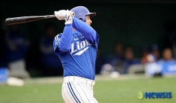 크루즈의 1타점!