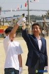 운동회 시작을 알리는 노 전 대통령