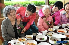 한상 푸짐히 드시고 즐거운 시간 보내세요