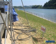 KBS 가요무대팀,진주 남강둔치 공원 잔디훼손 시민들 비난