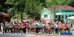 마라톤 풀발하는 참가자들