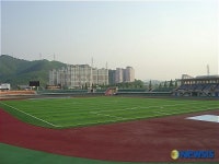 새단장된 진영공설운동장