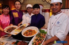 다양한 본토 태국요리 맛보러 오세요