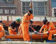 서대문소방서, 공사장 현장에서 추락한 인부 구조