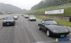 “BMW로 즐기는 트랙 위의 짜릿한 레이싱”