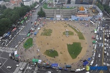 아직은 한산한 서울 광장