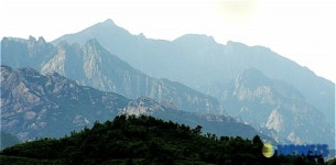 멀리 보이는 금강산
