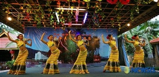 <지기자 여행사진> 따이족 여인들의 전통 무용