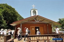 은이 성지 도착하는 명동성당 중고등부