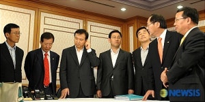 선진창조엔지오연합 | 가축법 협상관련 항의하는 선진과 창조의 모임