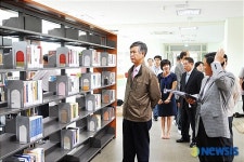 화정글샘도서관을 찾은 김종간 시장