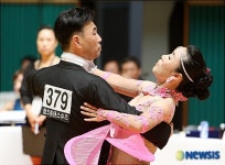 탱고는 이렇게....