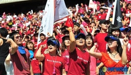 열정적인 응원 펼치는 고대 학생들